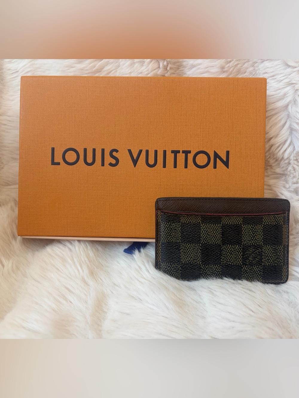 AUTHENTIC Louis Vuitton Card Holder Damier Ebene checkere